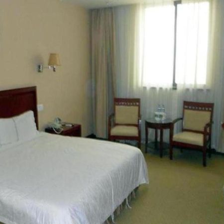 Greentree Inn Suzhou Guanqian Yangyuxiang Metro Station Business Hotel Exteriör bild
