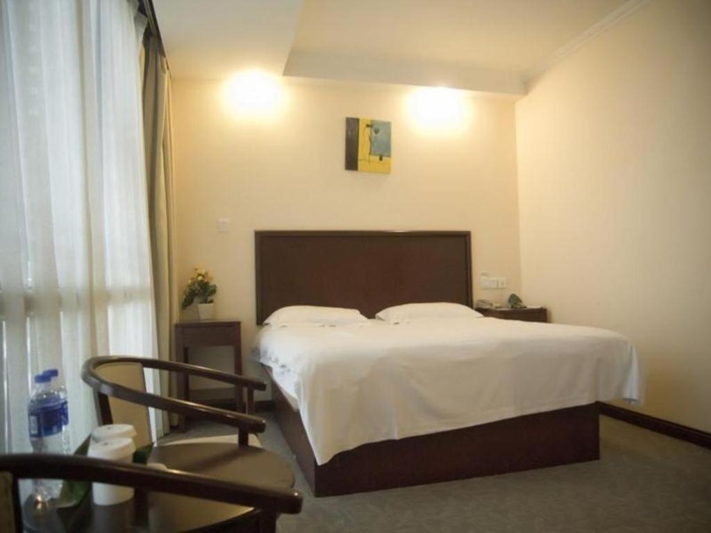 Greentree Inn Suzhou Guanqian Yangyuxiang Metro Station Business Hotel Exteriör bild
