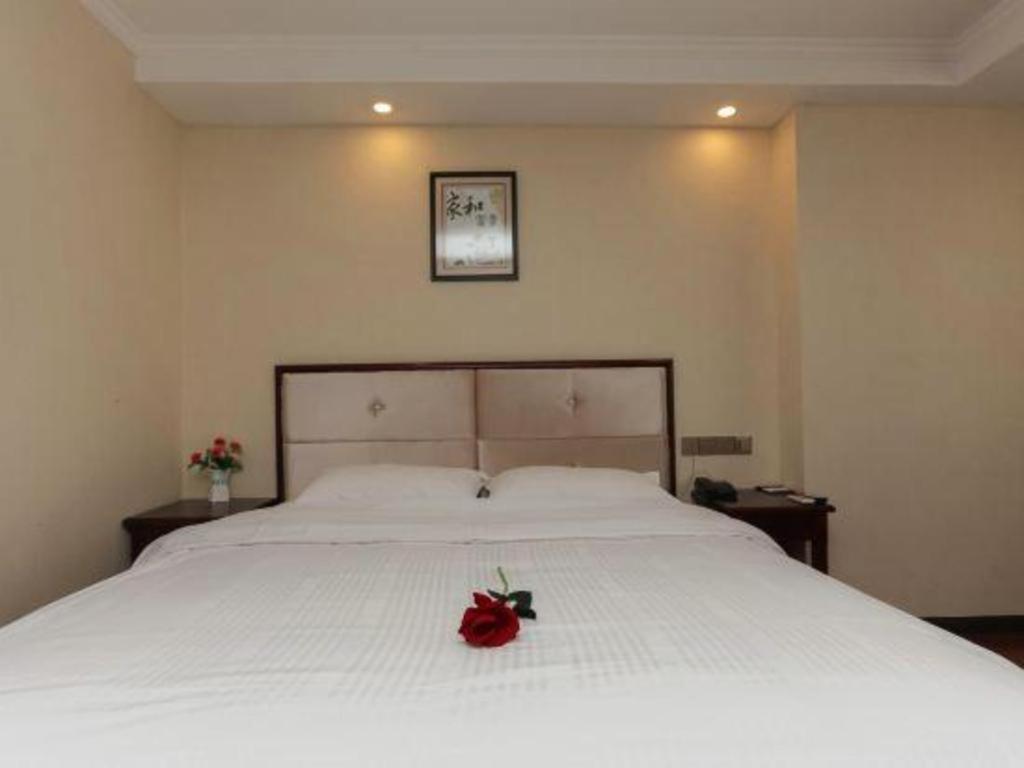 Greentree Inn Suzhou Guanqian Yangyuxiang Metro Station Business Hotel Exteriör bild