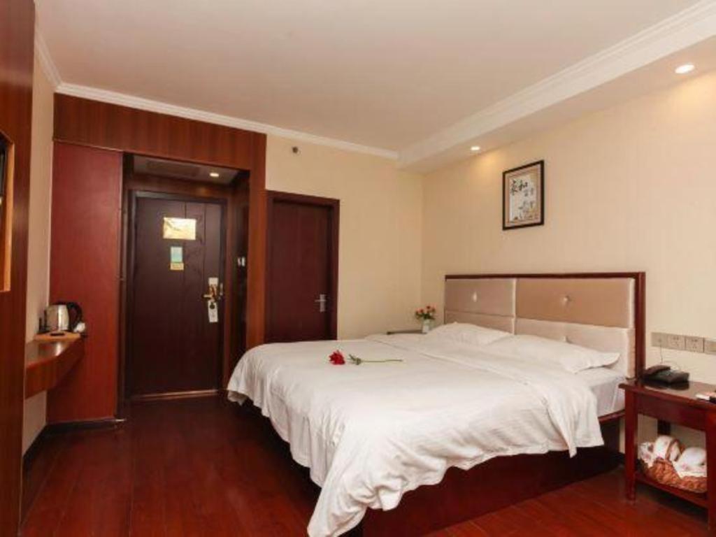 Greentree Inn Suzhou Guanqian Yangyuxiang Metro Station Business Hotel Exteriör bild