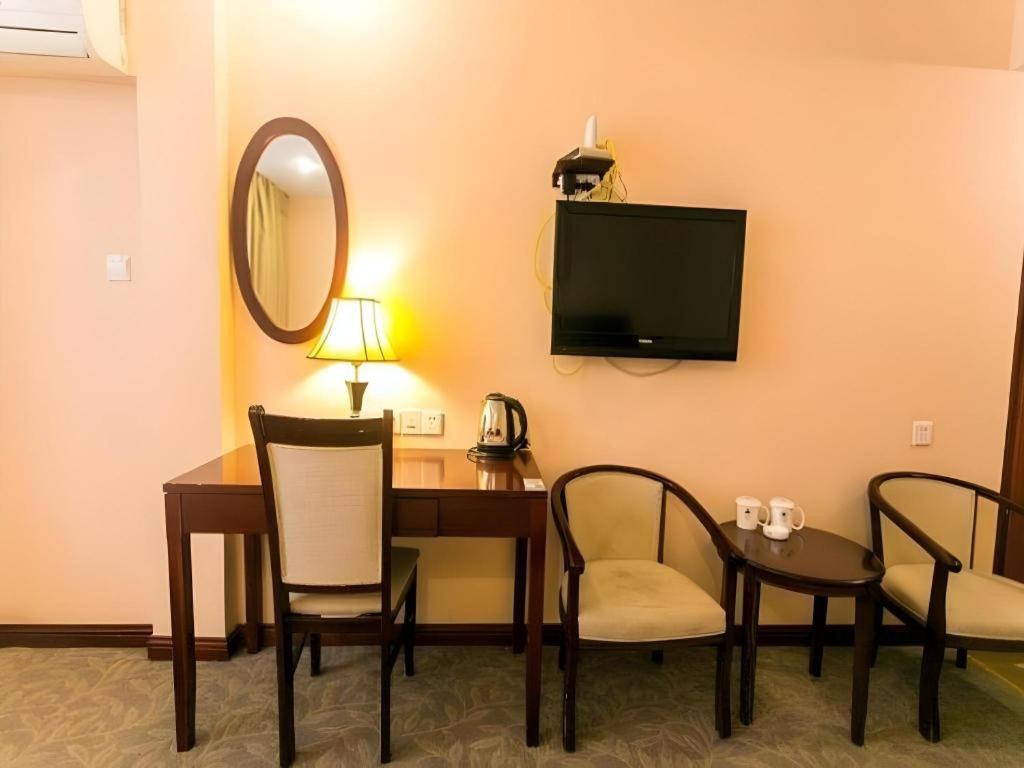 Greentree Inn Suzhou Guanqian Yangyuxiang Metro Station Business Hotel Exteriör bild