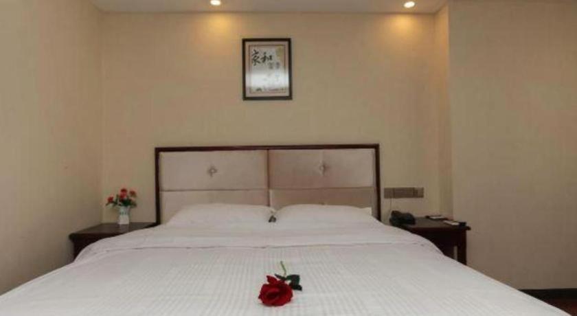 Greentree Inn Suzhou Guanqian Yangyuxiang Metro Station Business Hotel Exteriör bild