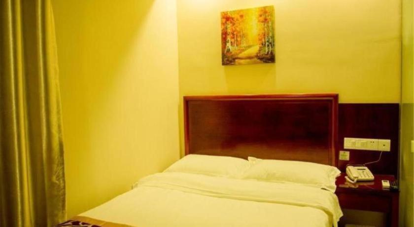 Greentree Inn Suzhou Guanqian Yangyuxiang Metro Station Business Hotel Exteriör bild